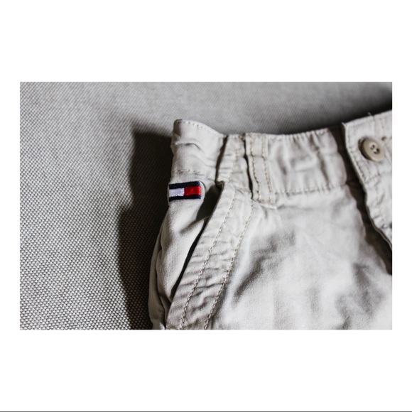 2 for $15 | Tommy Hilfiger shorts - Picture 2 of 4
